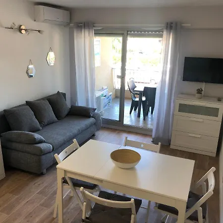 Appartement Studio Port De Proche Des Plages *