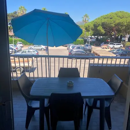 Studio Port De Proche Des Plages Hyeres
